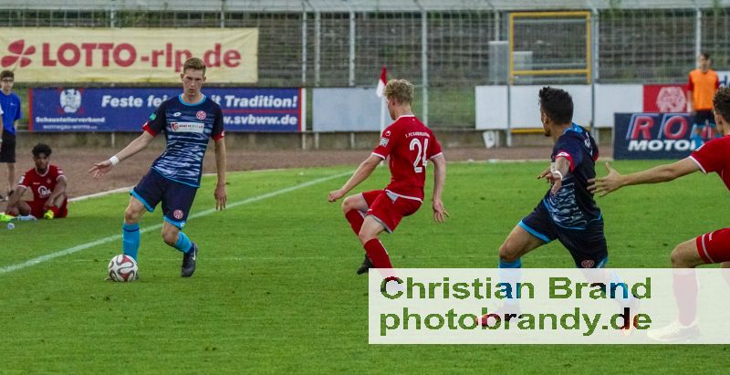 A-Junioren IKK-Südwest-Verbandspokal Endspiel 2018 (chb-20180509-1910-7348.jpg)
